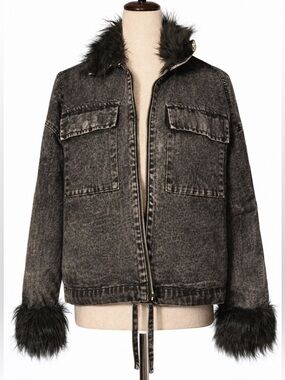 Y2K Boohoo black acid washed faux fur jean denim jacket.  Large